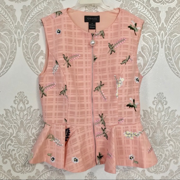 Gracia Tops - NWT Gracia Pearl Zipper Top Light Pink